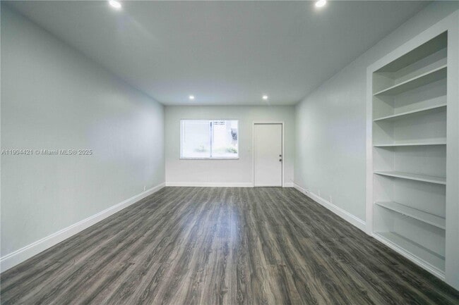 Building Photo - 6871 Abbott Ave