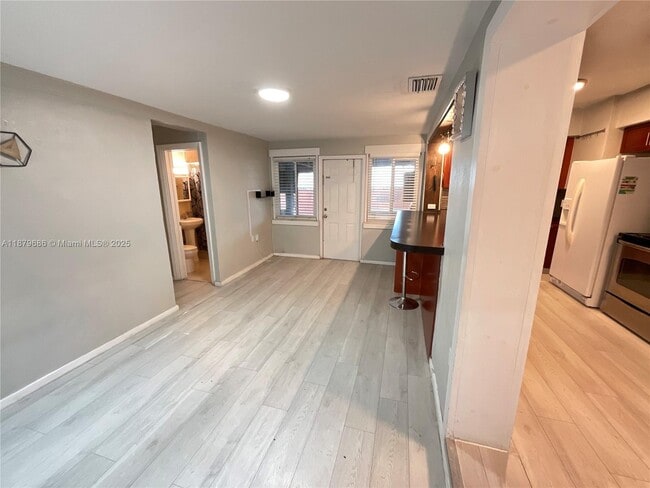 Building Photo - 385 NW 129th St