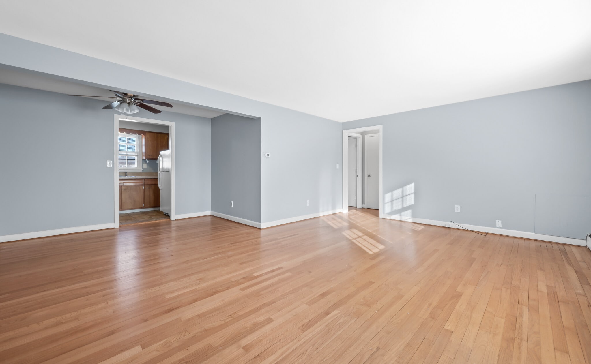 Building Photo - 122 Sycamore Ln