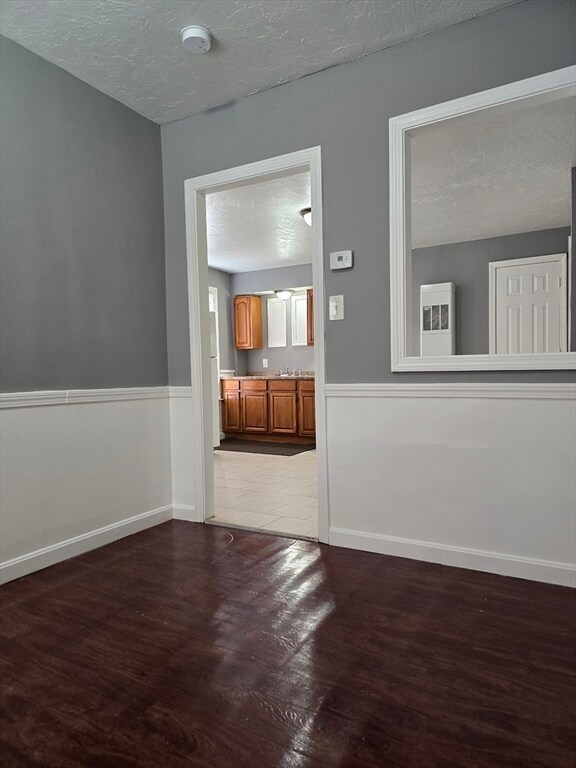 Building Photo - 40 Aetna St