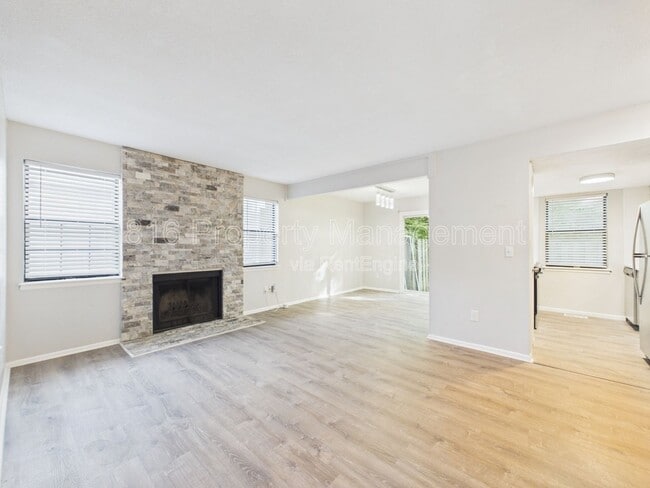 Building Photo - 3108 Eaton St