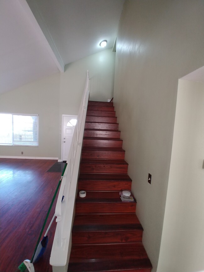 stairs leading to 4 beds,2 baths - 2231 Dain Ct