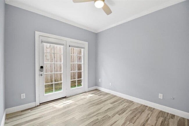 Building Photo - 5954 Kansas St