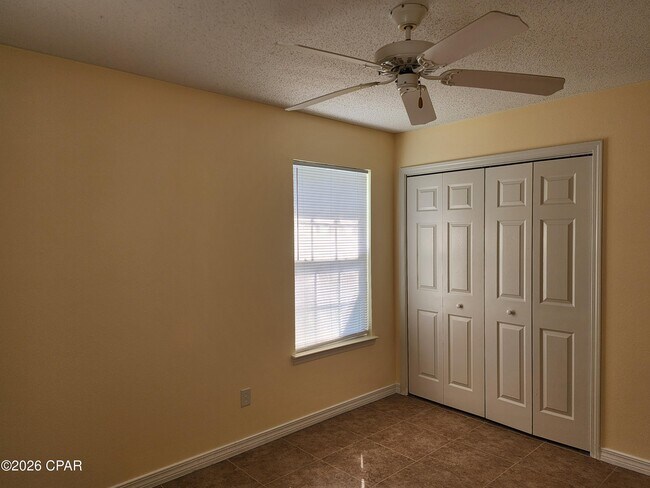Building Photo - 226 Summerwood Dr