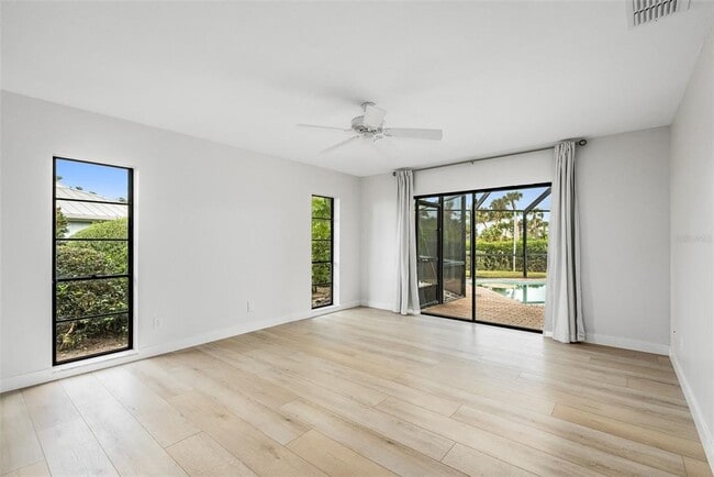 Building Photo - 5 Cache Cay Dr