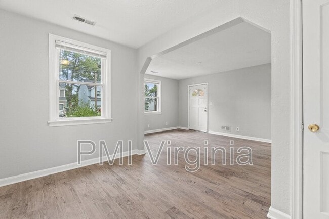 Building Photo - 3424 Argonne Ave