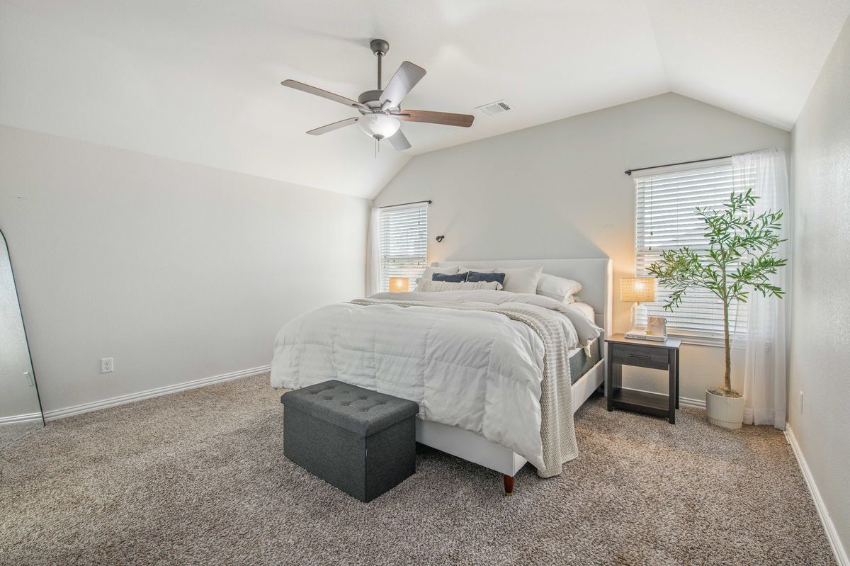 Building Photo - 5903 Eldora Dr