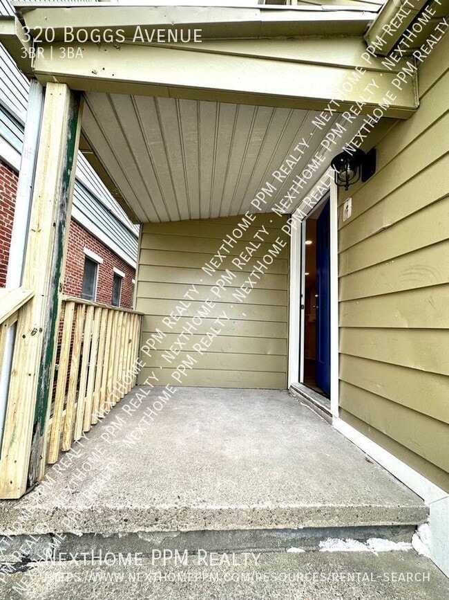 Building Photo - 320 Boggs Ave