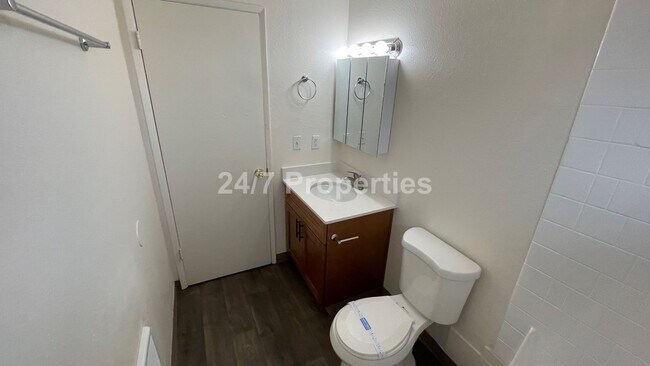 Building Photo - Newly Remodeled 2BD I 1BA with AC! - Near ...