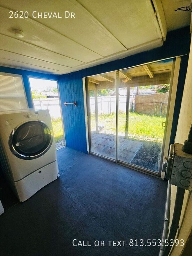Building Photo - 2620 Cheval Dr