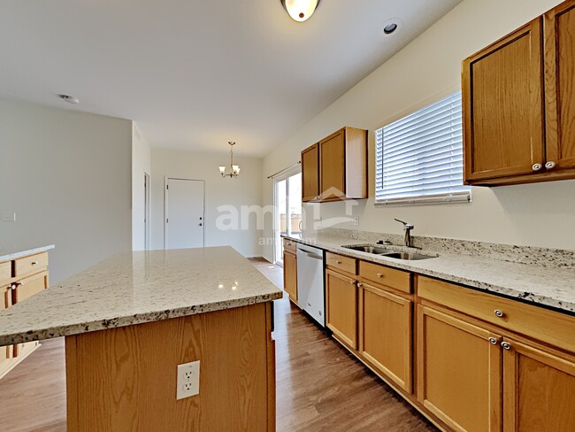 Building Photo - 15833 E 98th Pl