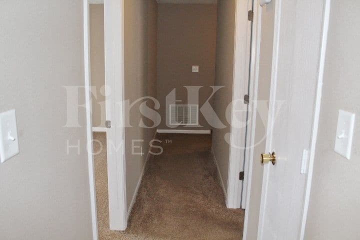 Building Photo - 107 Azalea Dr