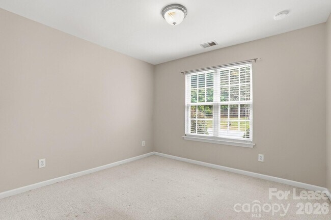 Building Photo - 2830 Black Walnut Ln
