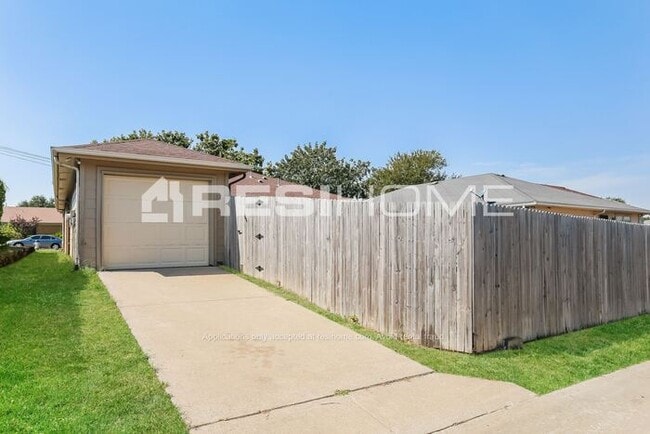 Building Photo - 7304 Buford Dr