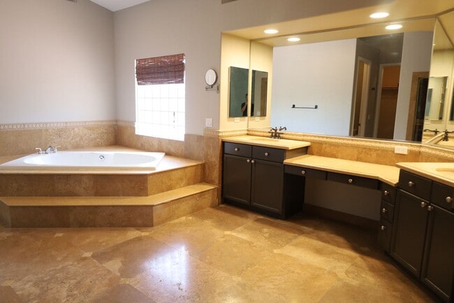 Building Photo - Fully Upgraded 5 Bedroom 4.5 Bathroom in Guard Gated Foothills Community!
