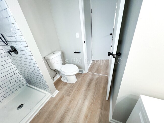 Building Photo - 7035 Rockhaven Pl