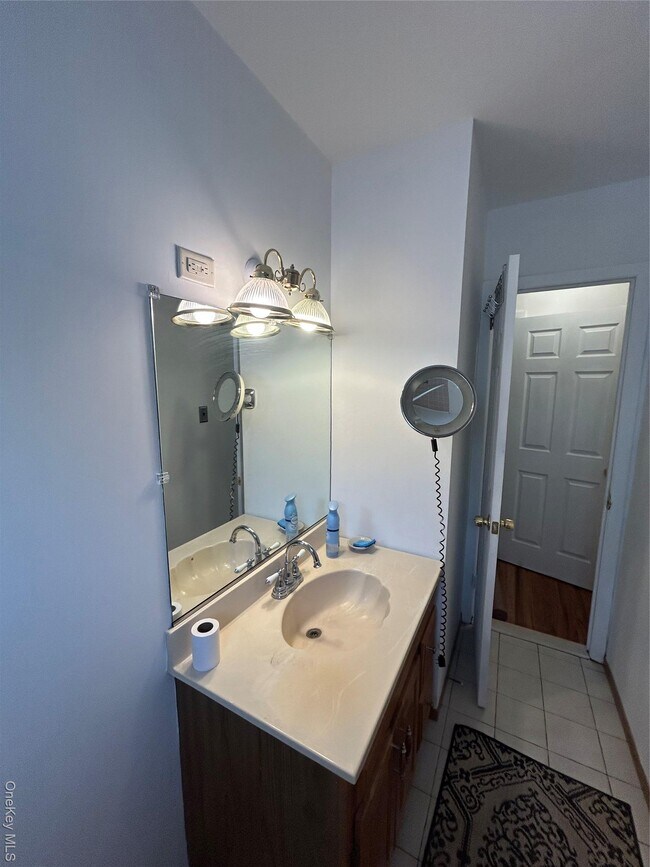 Building Photo - 420 Pennsylvania Ave