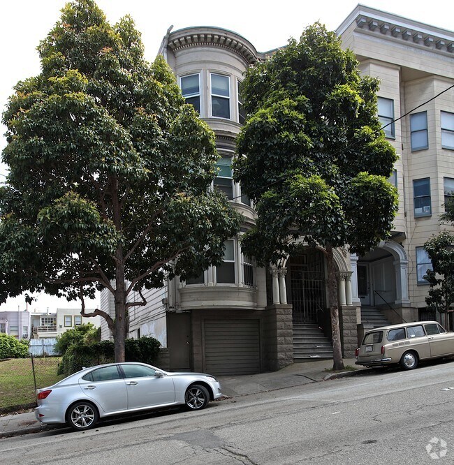 Primary Photo - 843-847 1/2 Fell St.