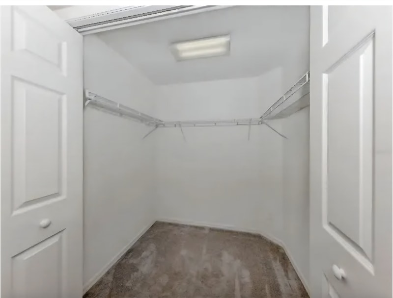 Building Photo - 4153 Fairway Dr