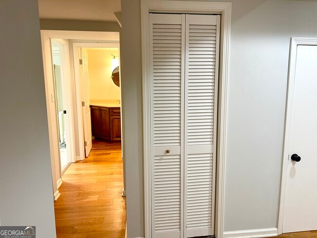 Building Photo - 4059 Charleston Ct SE