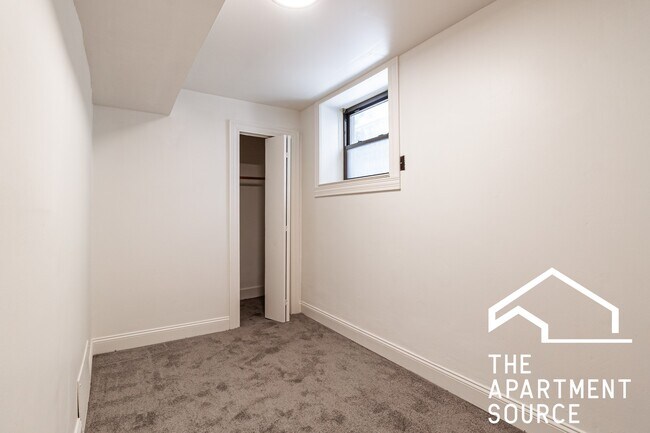 Building Photo - 4112 N Broadway