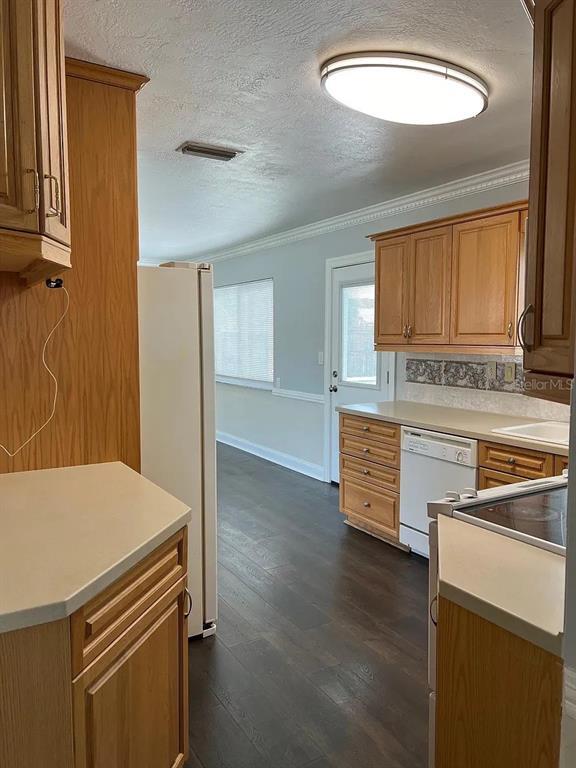 Building Photo - 6690 17th St N