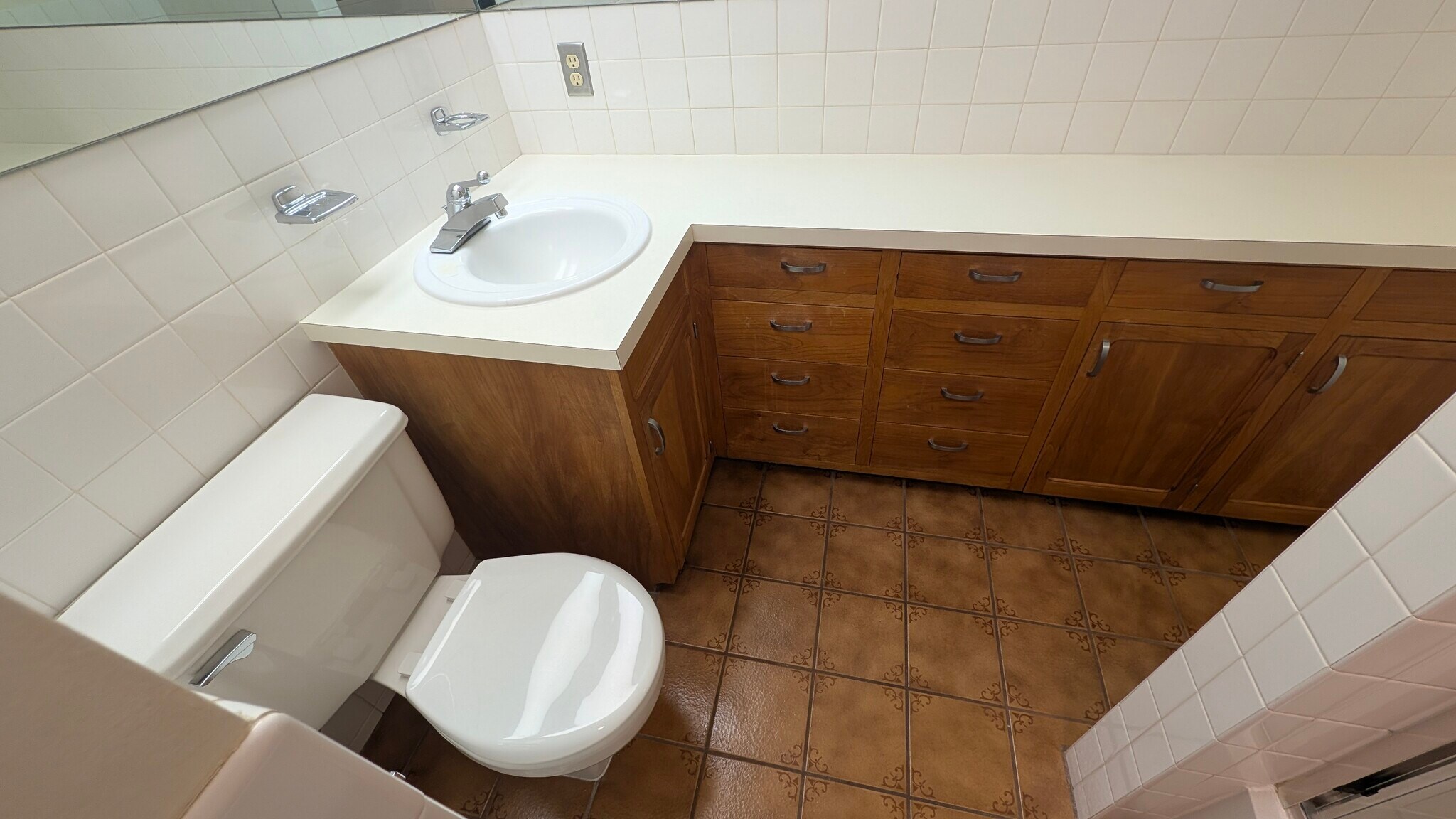 Building Photo - 429 S 1300 E