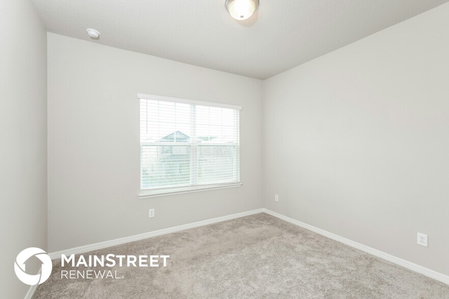 Building Photo - 517 Venetian Palms Blvd