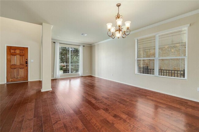 Building Photo - 1709 Woodvista Pl