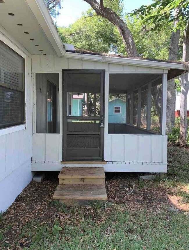 Building Photo - 137 Nautilus Rd