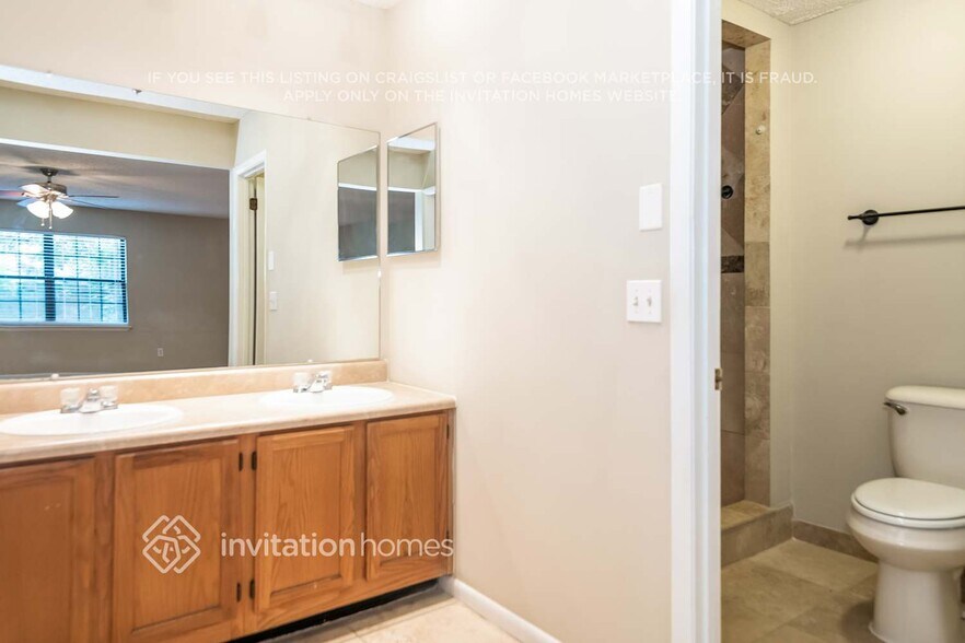 Building Photo - 4813 Wethersfield Pl W