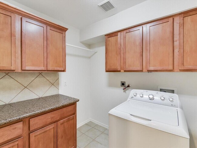 Building Photo - 14804 Staked Plains Loop