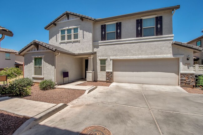 Primary Photo - Updated 4 bed/3 bath Home in Gilbert