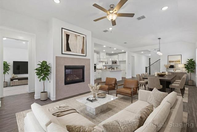 Building Photo - 1004 Rebecca Dr