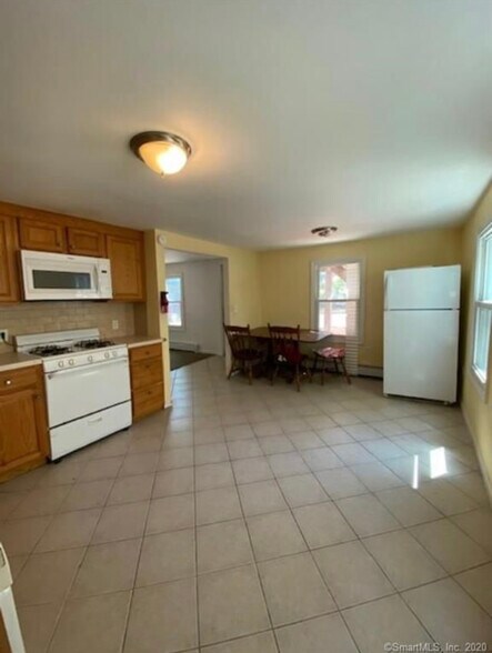 Building Photo - 30 Spring St