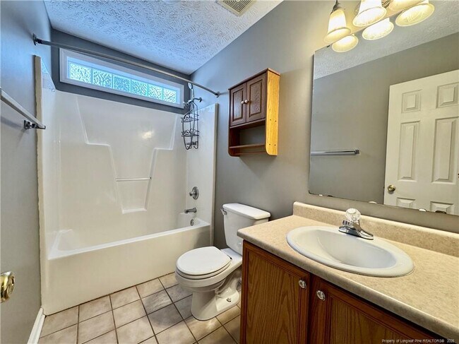 Building Photo - 271 Stone Cross Dr