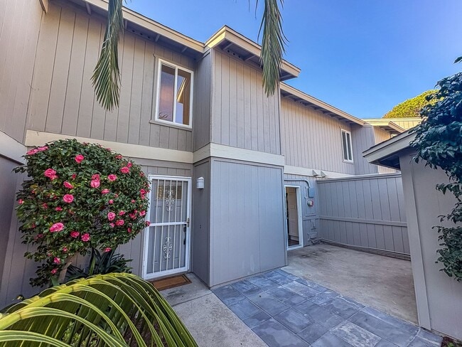 Building Photo - Well-Kept Olivenhain Home Offering Peaceful Living Minutes from Encinitas & the Coast