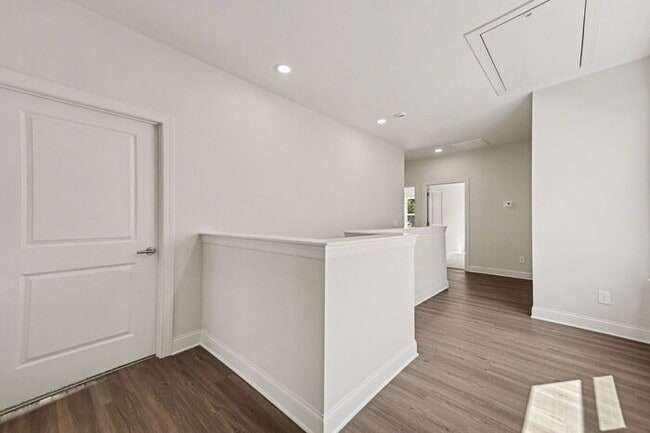 Building Photo - Brand New 4BD/2.5BA Home in Mooresville!