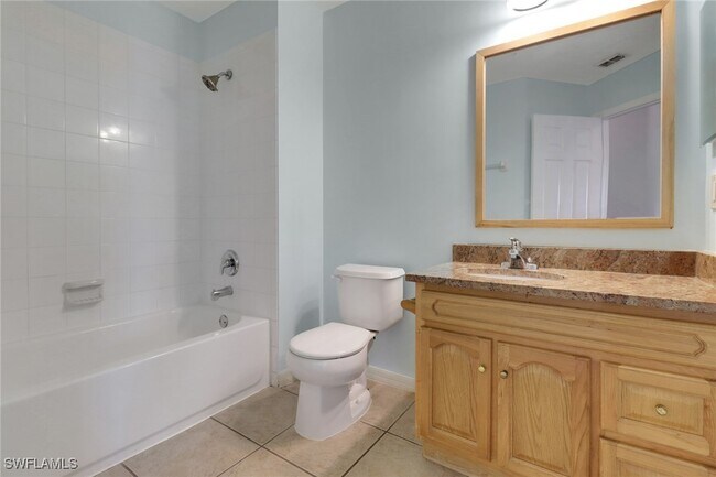 Building Photo - 936 Hampton Cir