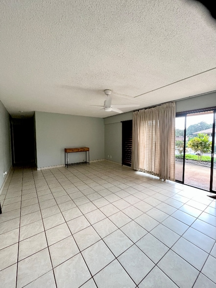 Building Photo - 4701 Kawaihau Rd