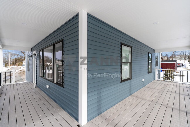 Building Photo - 24 Vernon Ave