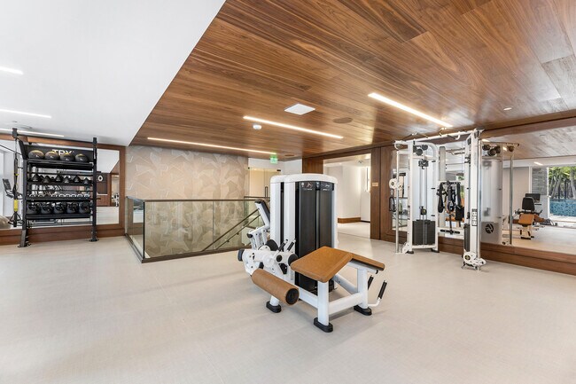 Building Photo - 210 SE Mizner Blvd