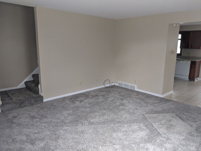 Building Photo - 711-713 Fairbanks St