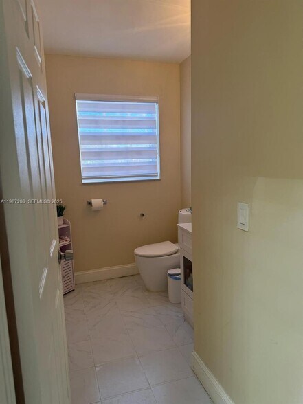 Building Photo - 15022 SW 143rd Ter