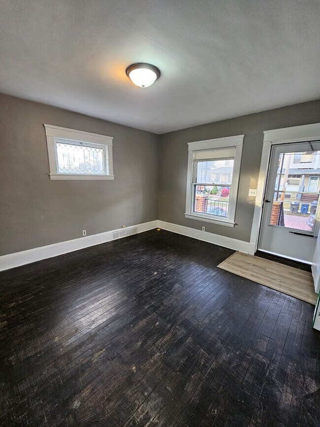 Building Photo - Rathbun7206