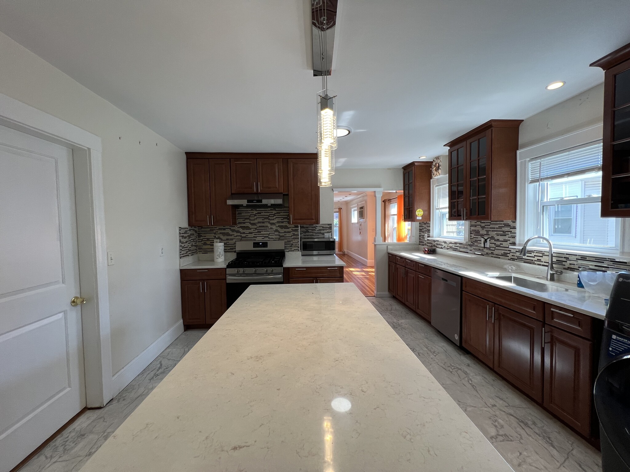 Building Photo - 88 Fellsway E