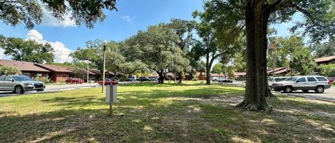 Building Photo - 2361 Sugartree Ct