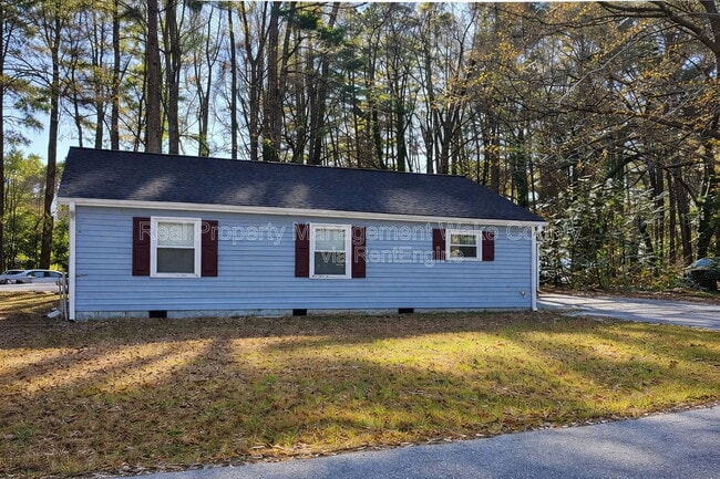 Building Photo - 1505 Axum Rd