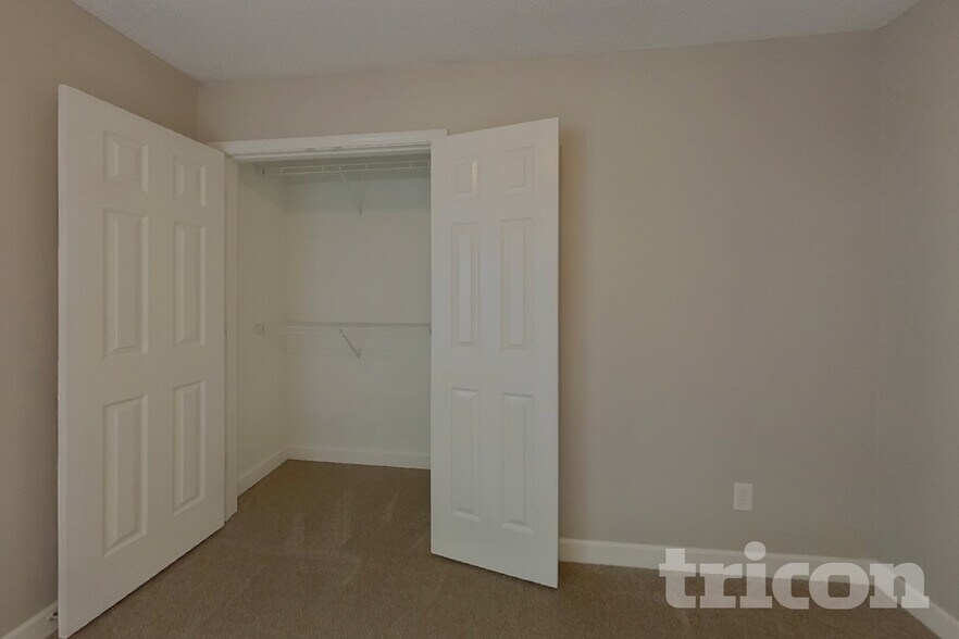 Building Photo - 10224 Apple Dove Ct