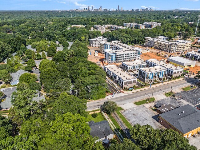 Building Photo - Fully Renovated Smart Home | EV Ready | Au...